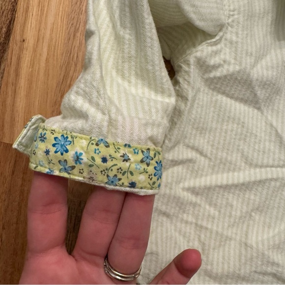 Old Navy stripped floral button up long sleeve 12-18 month - Picture 3 of 7